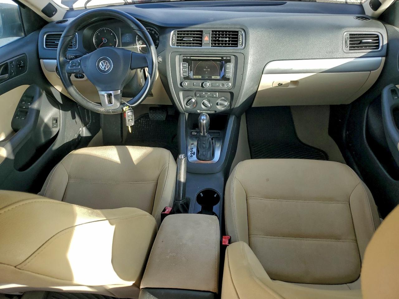 2012 VOLKSWAGEN JETTA