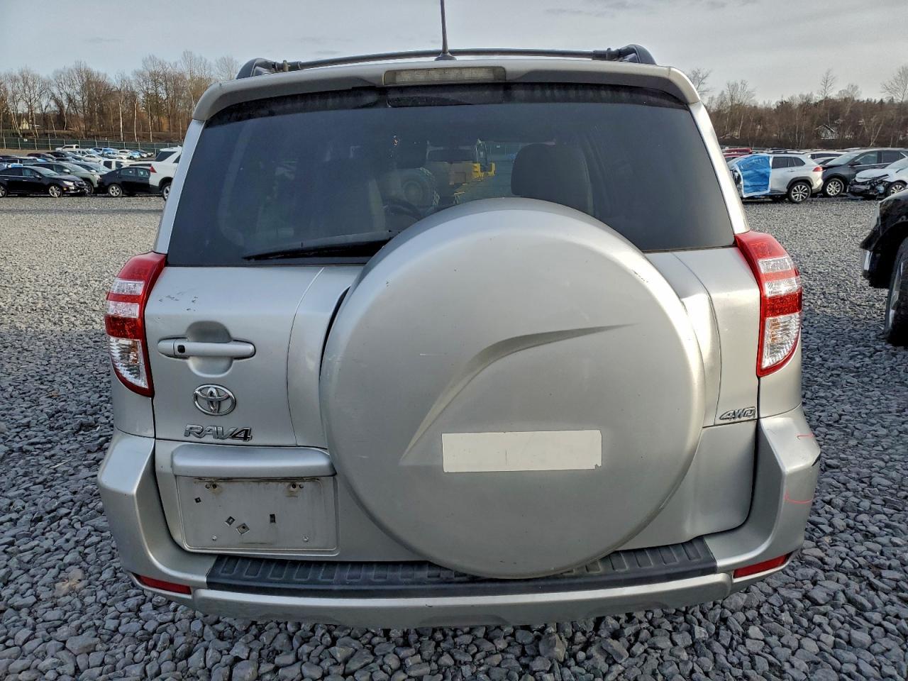 2011 TOYOTA RAV4
