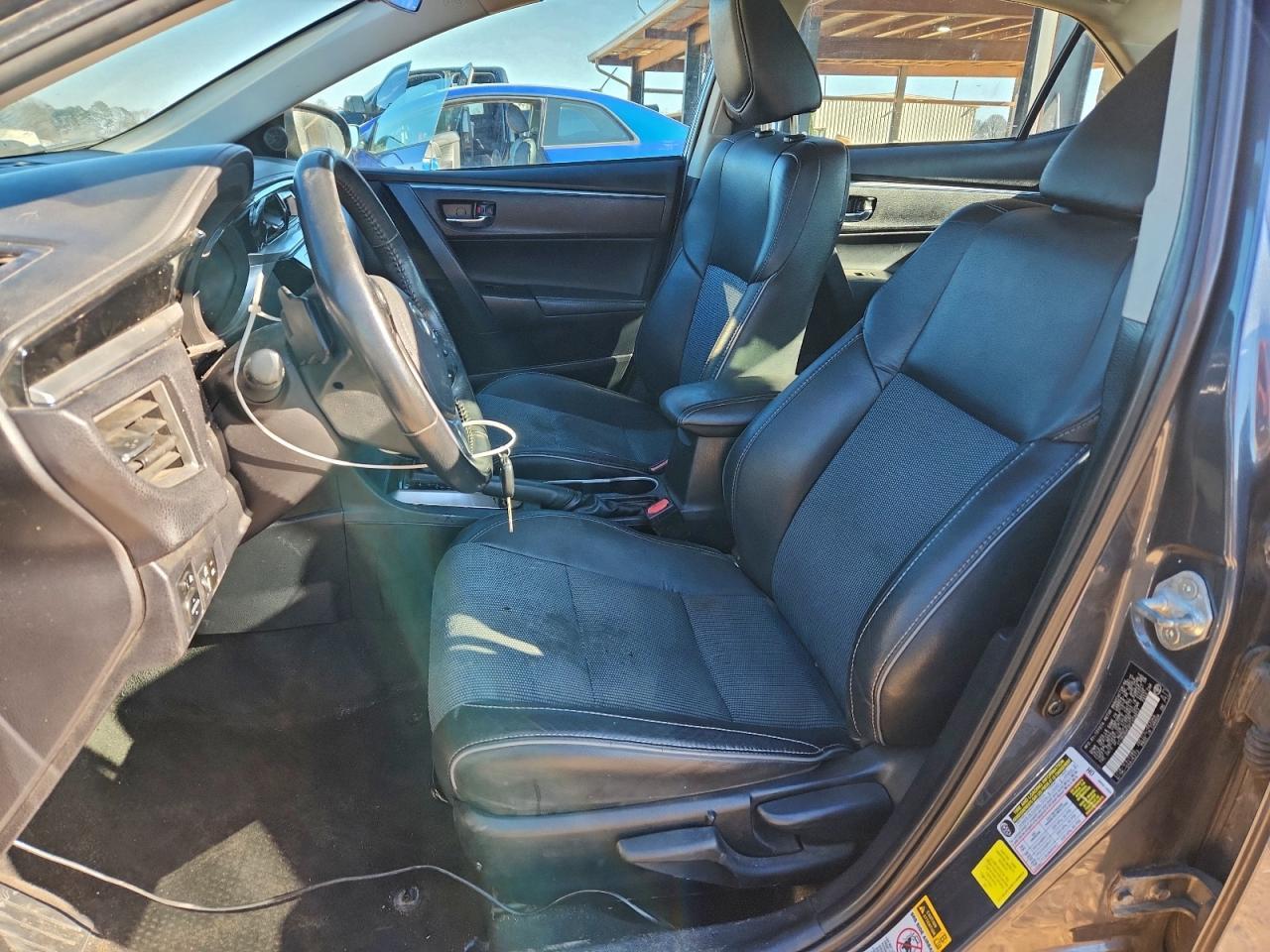 2015 TOYOTA COROLLA