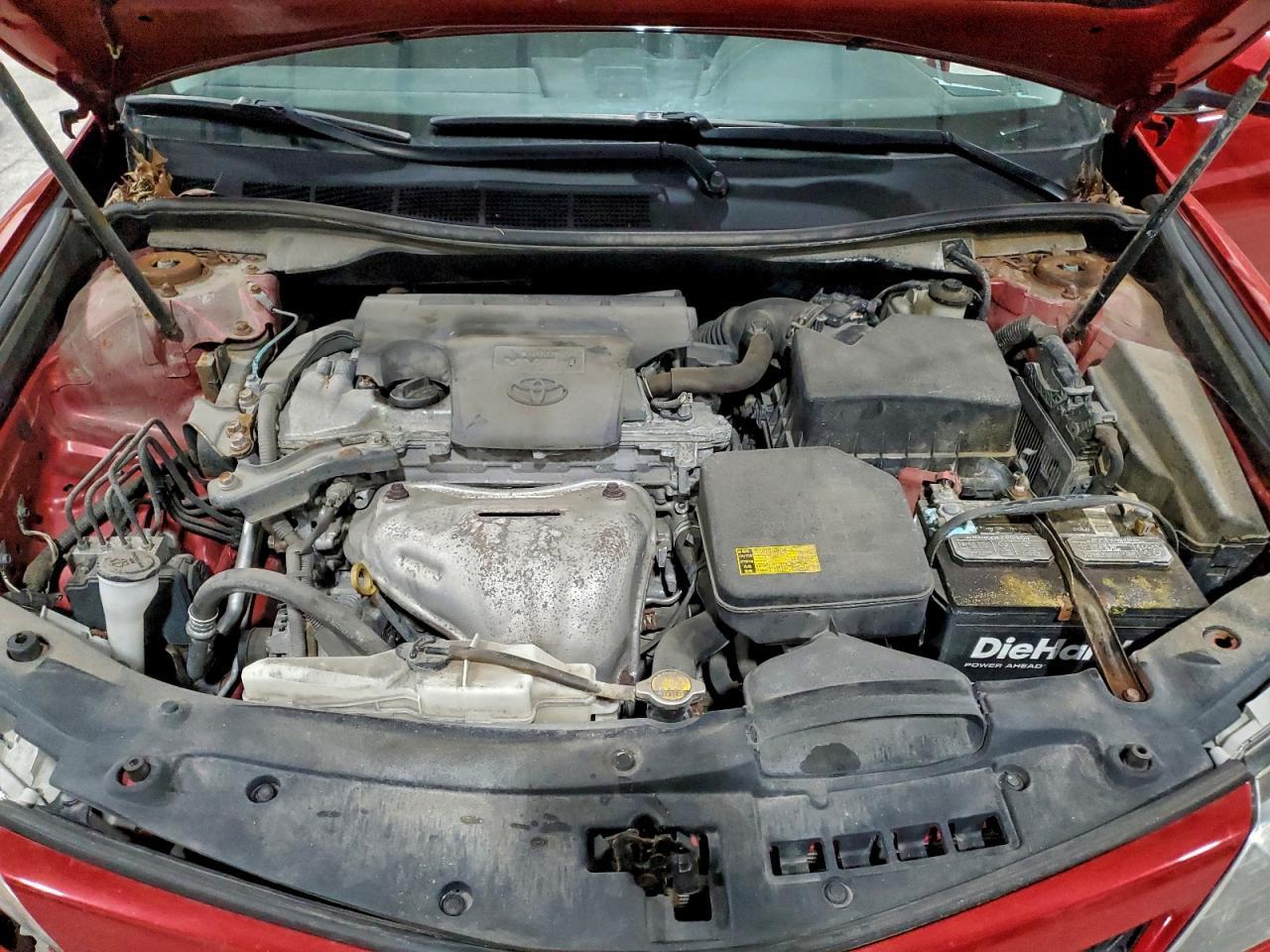 2014 TOYOTA CAMRY