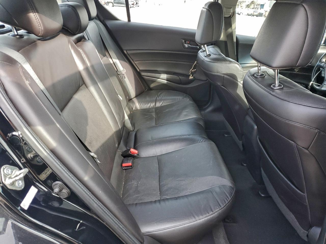 2015 ACURA ILX