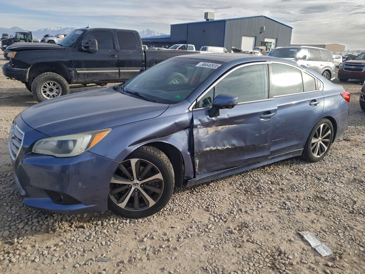 2015 SUBARU Legacy