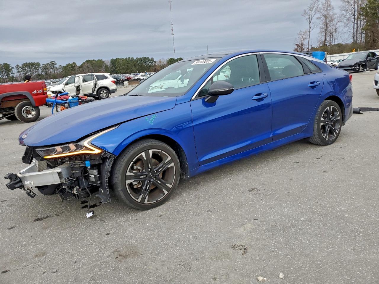 2022 KIA K5