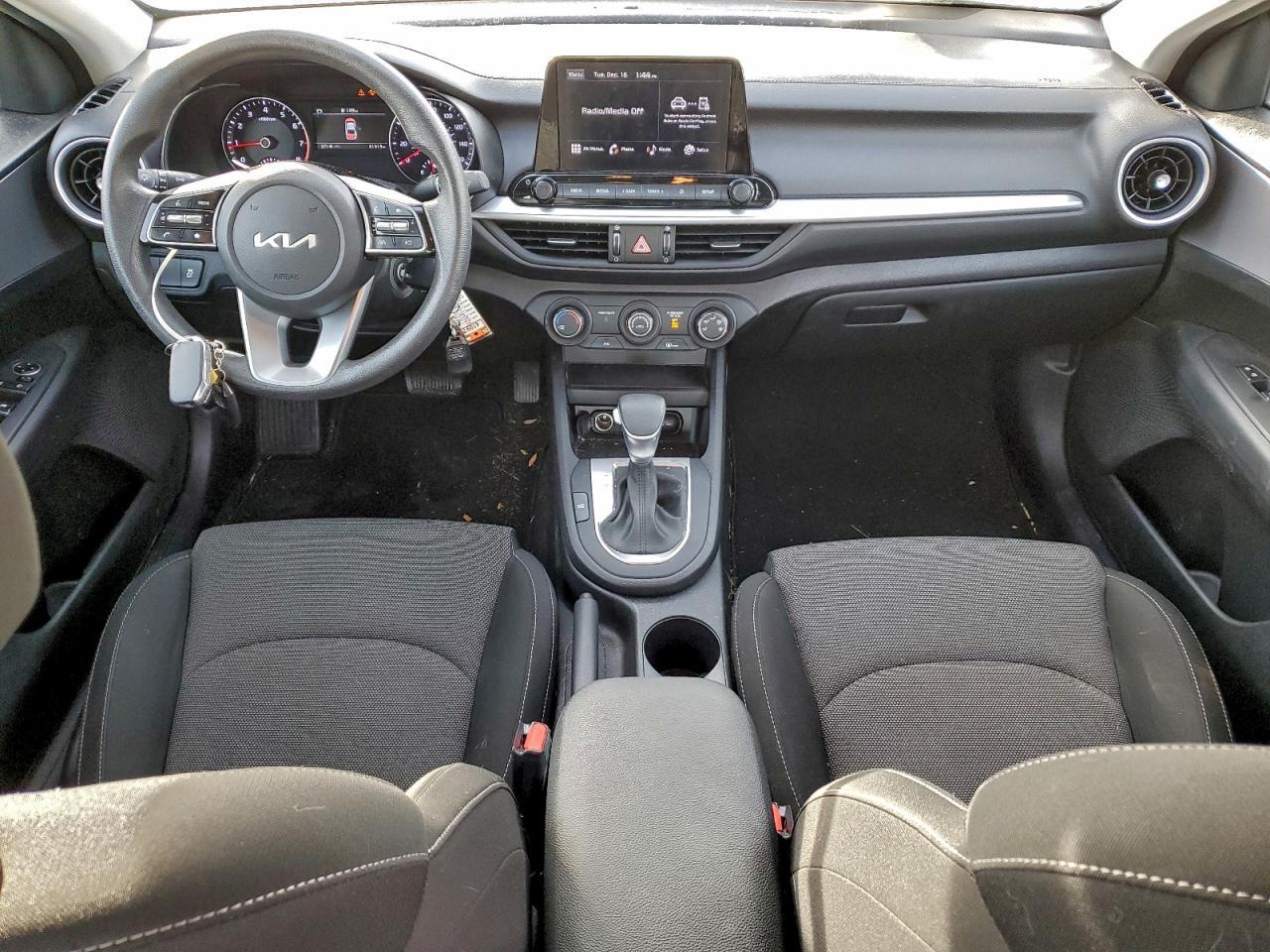 2023 KIA FORTE