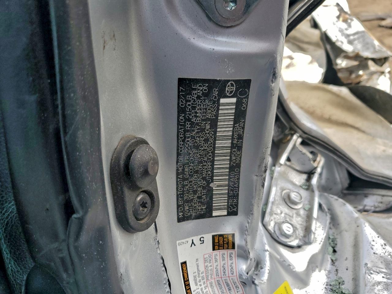 2017 TOYOTA PRIUS