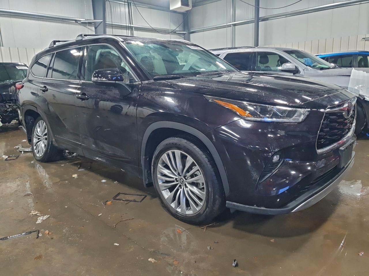 2021 TOYOTA HIGHLANDER