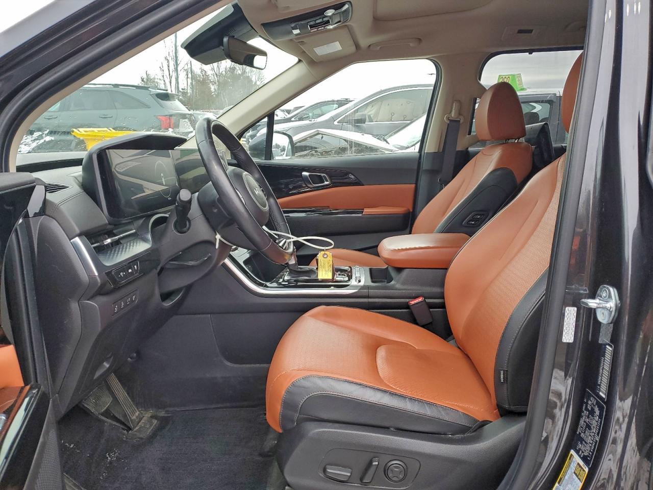2023 KIA Carnival
