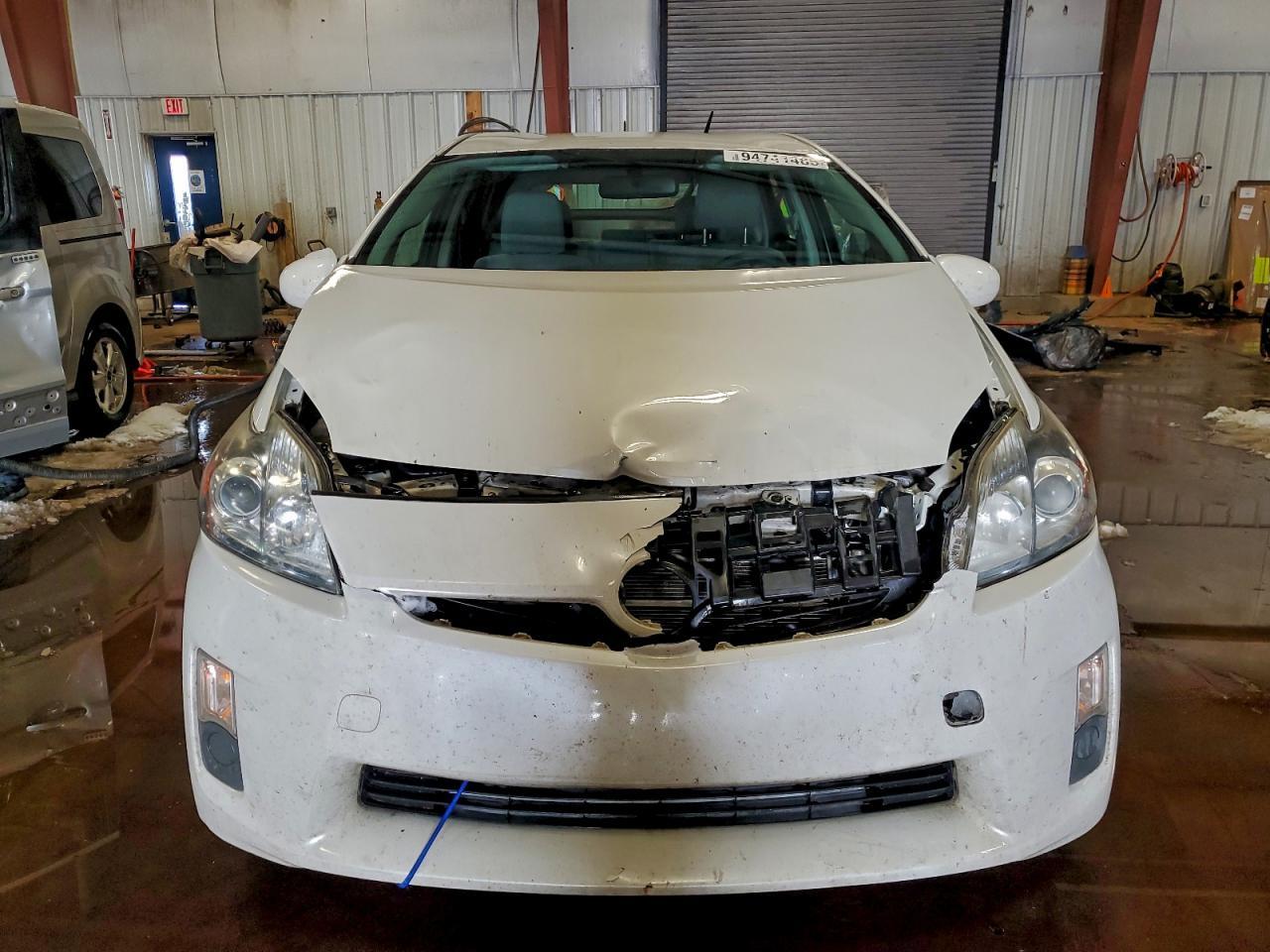 2011 TOYOTA PRIUS