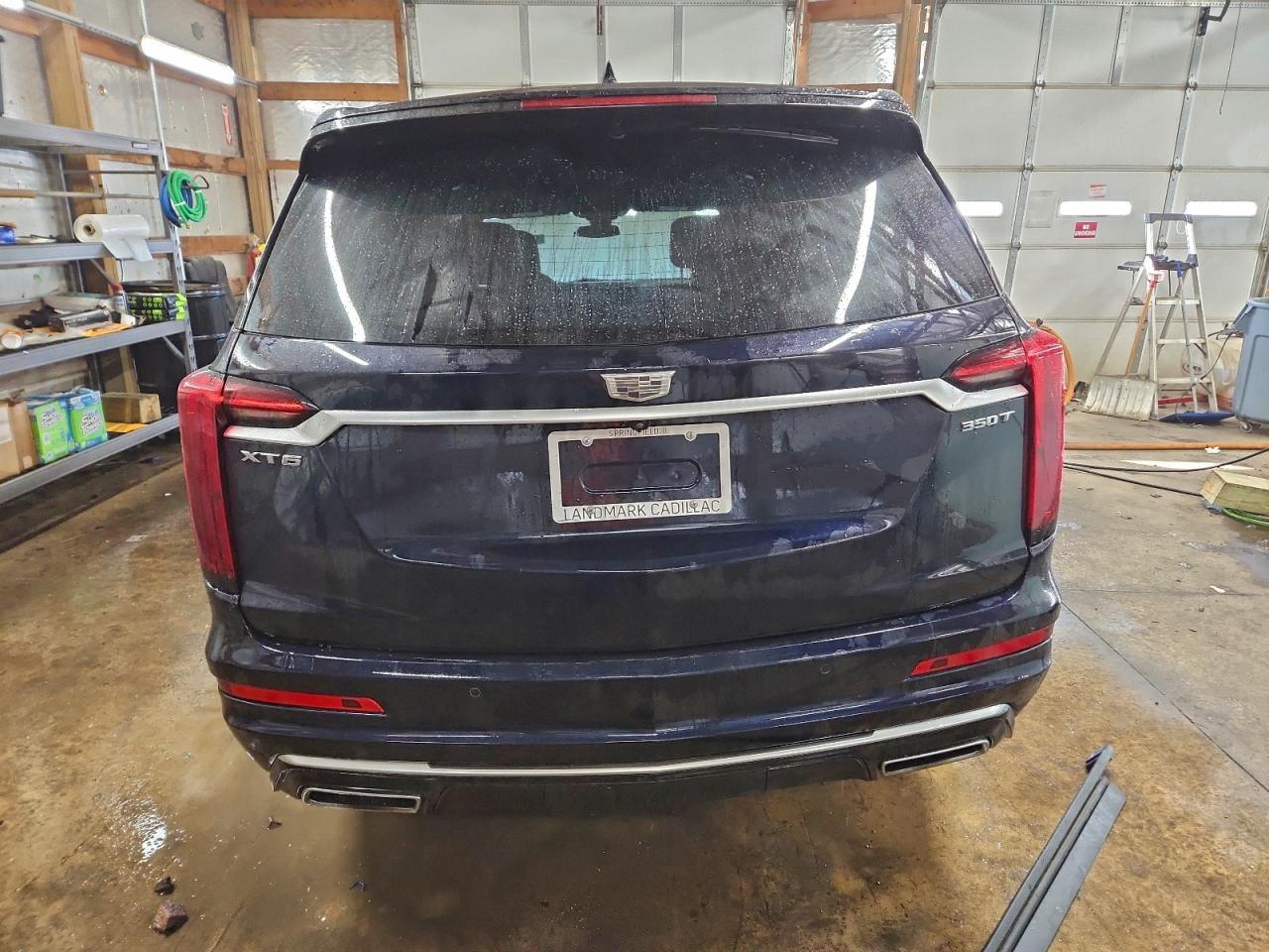 2021 CADILLAC XT6