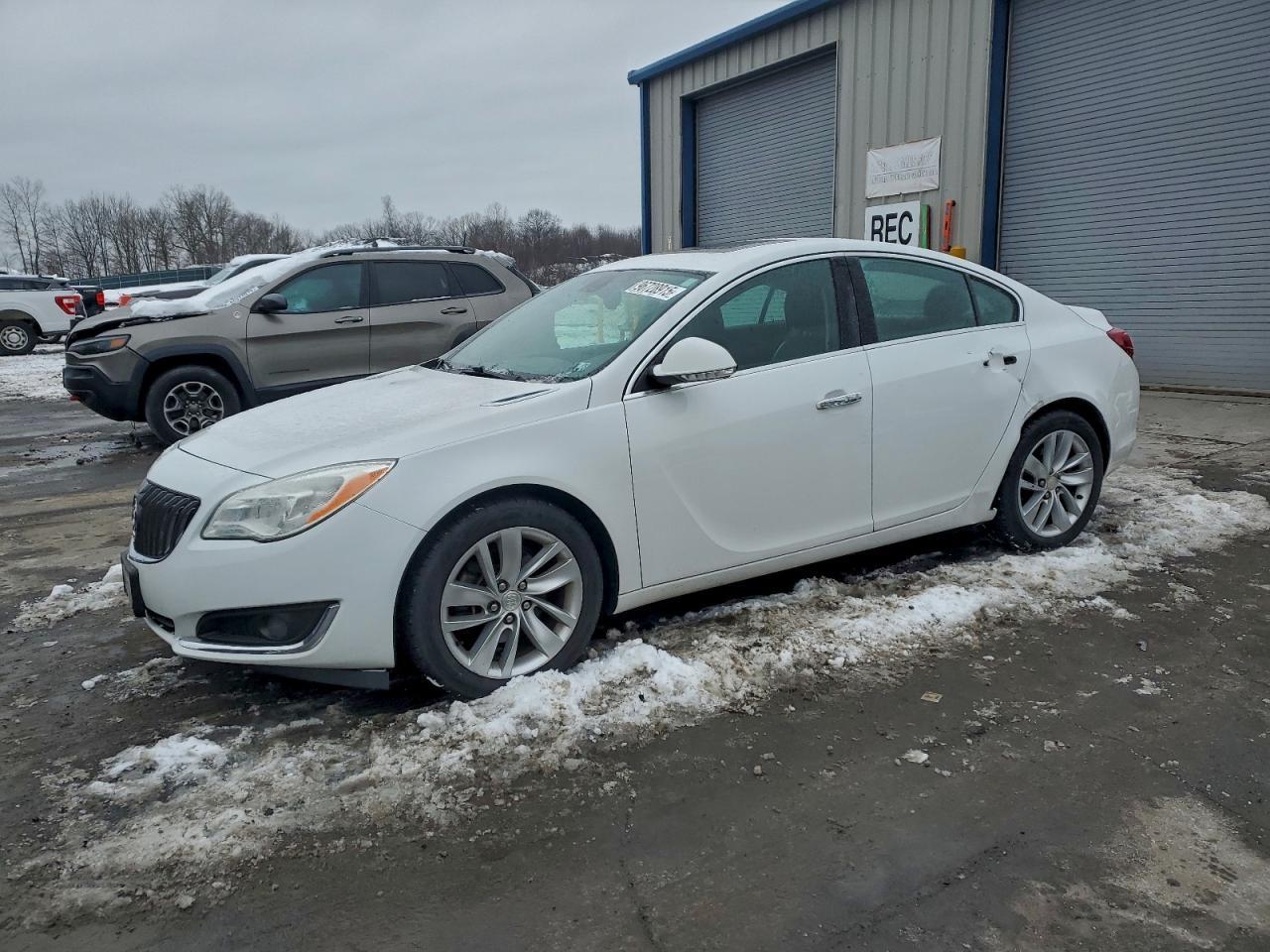 2014 BUICK Regal