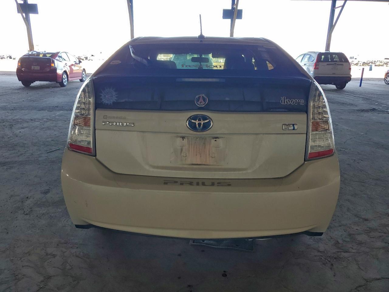 2011 TOYOTA PRIUS