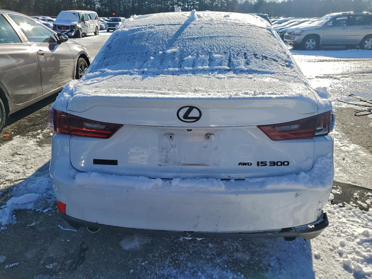 2016 LEXUS IS 300