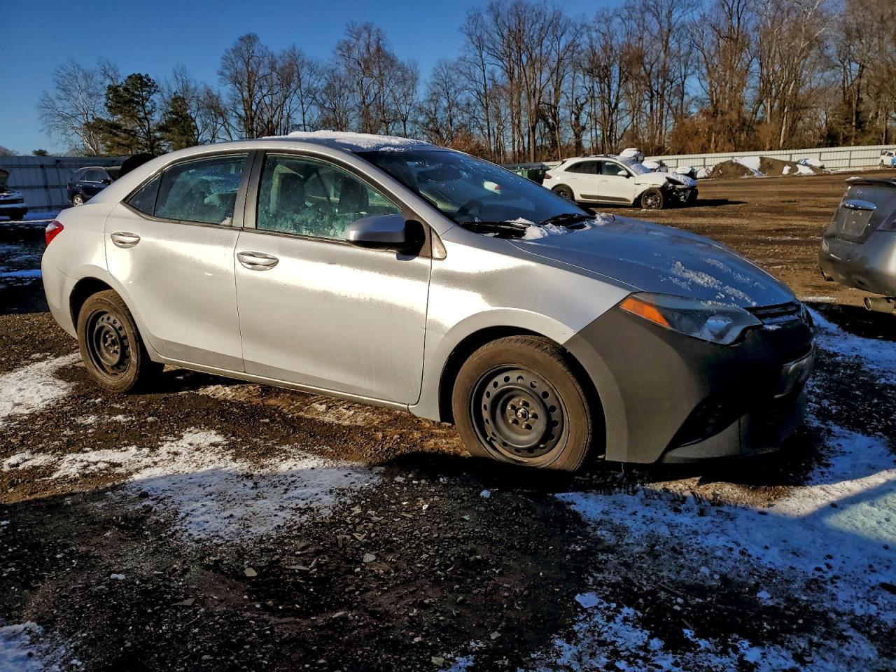 2016 TOYOTA COROLLA