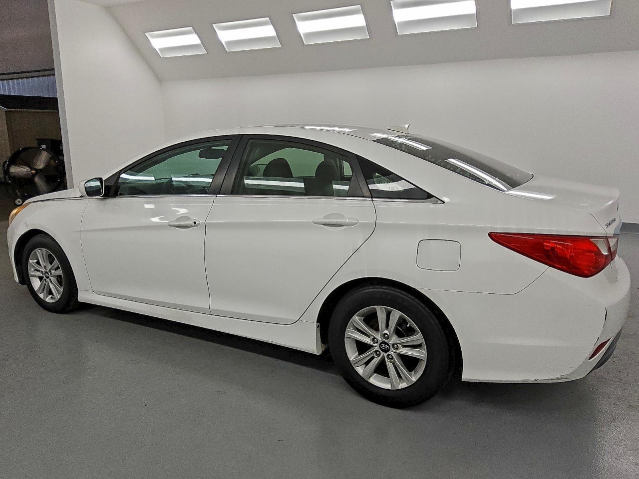 2014 HYUNDAI SONATA