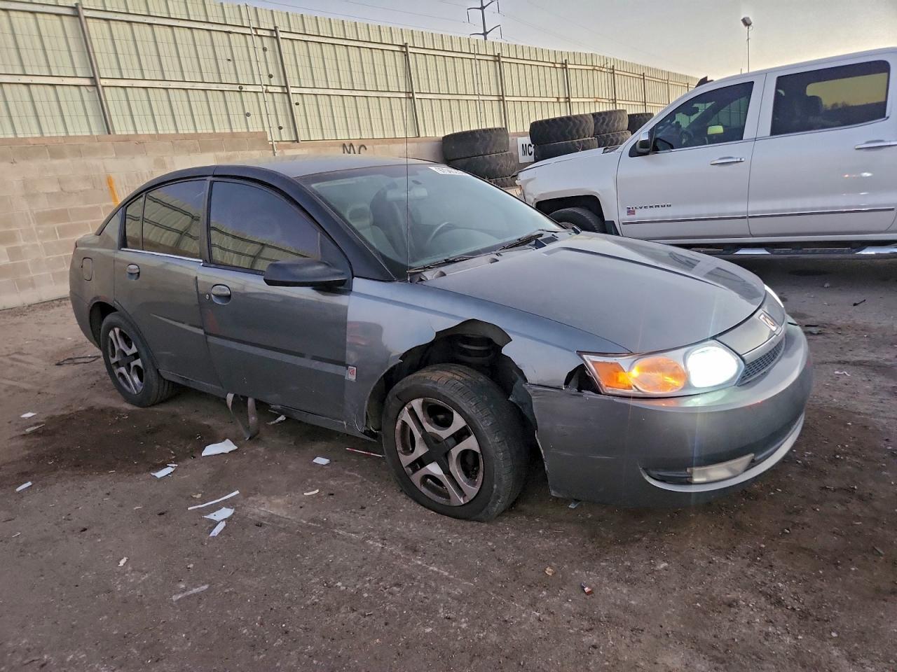 2004 SATURN Ion