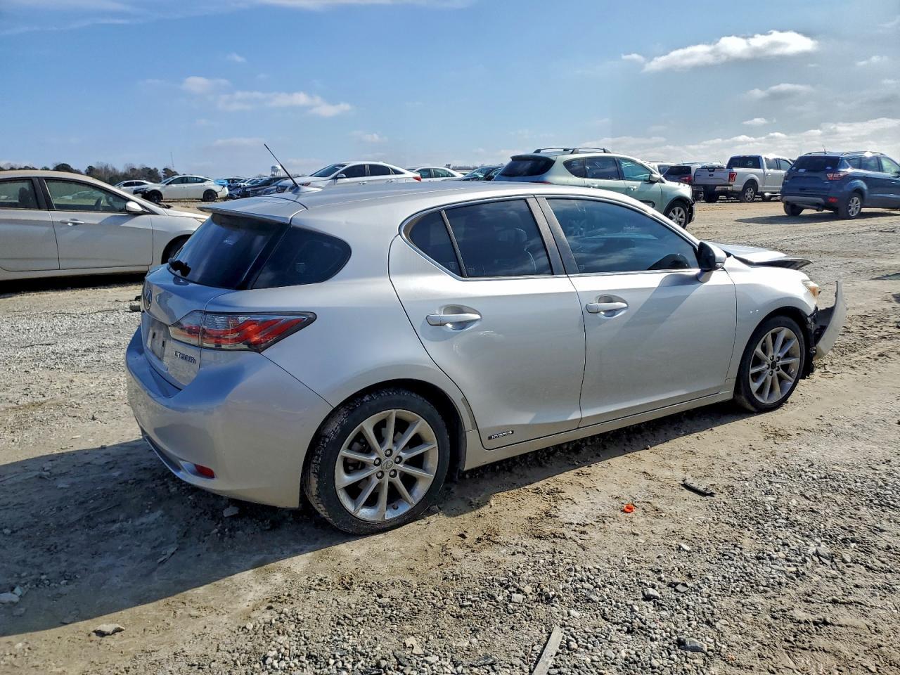 2011 LEXUS CT 200