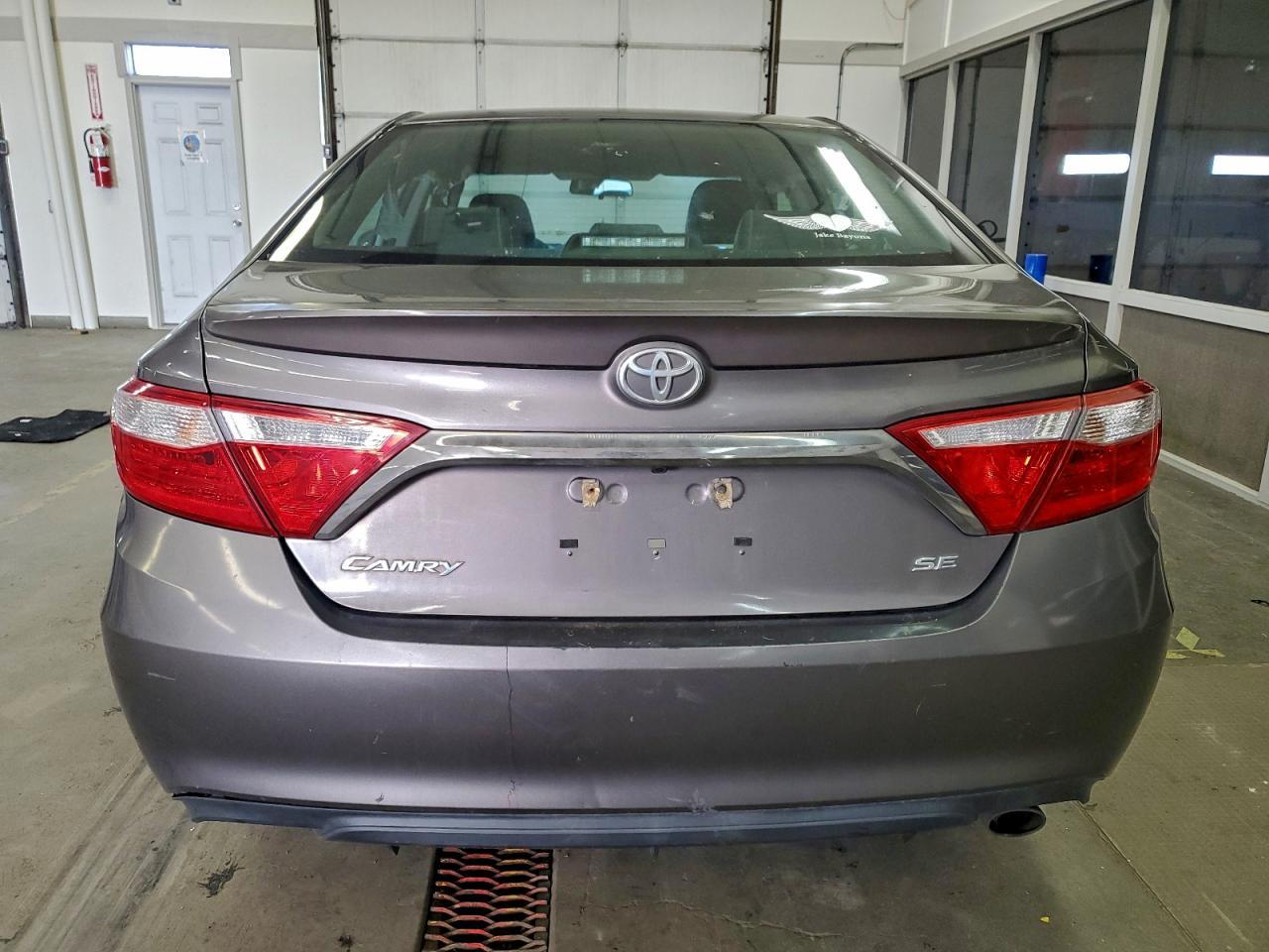 2015 TOYOTA CAMRY