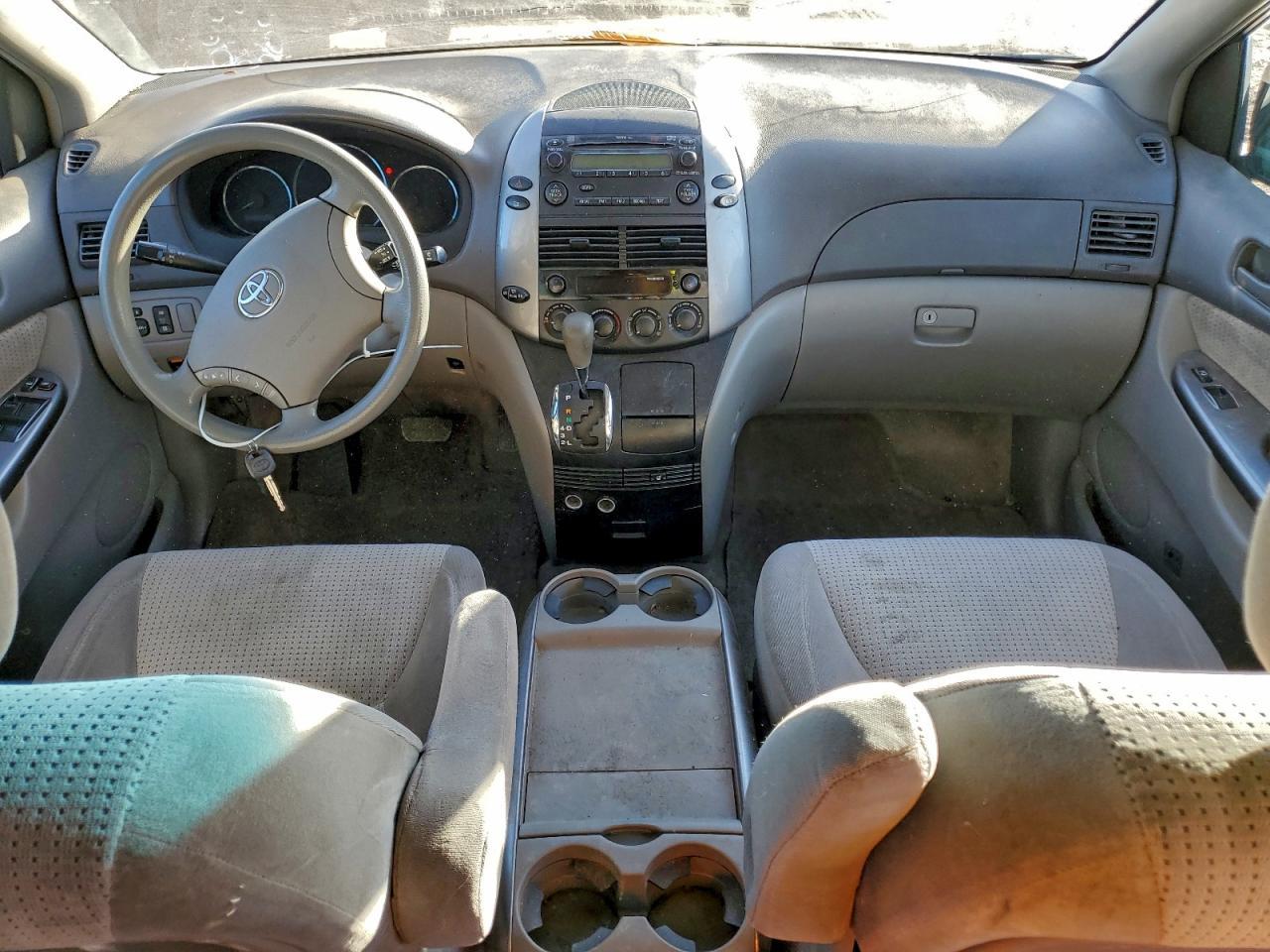 2007 TOYOTA SIENNA