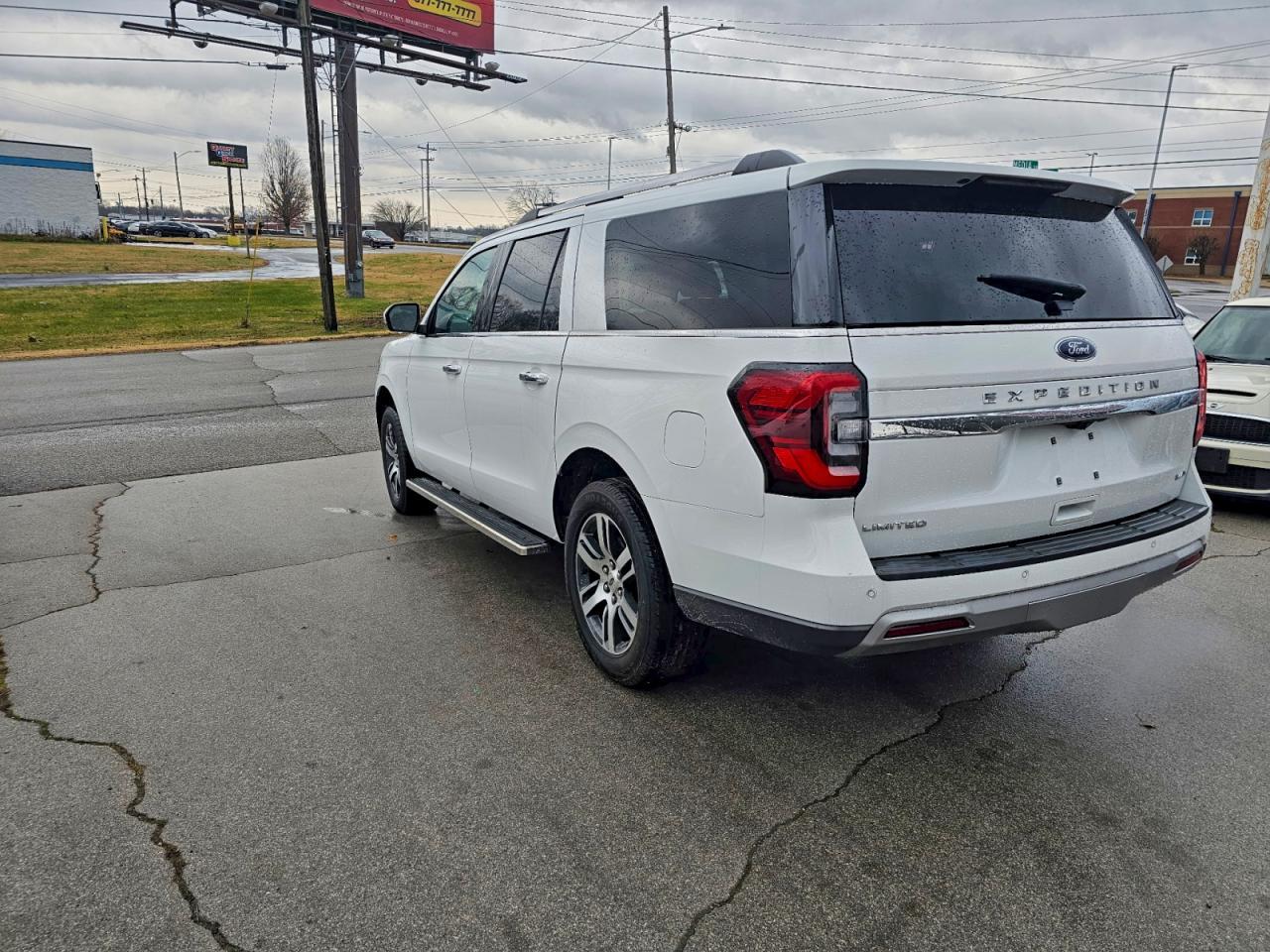 2023 FORD Expedition