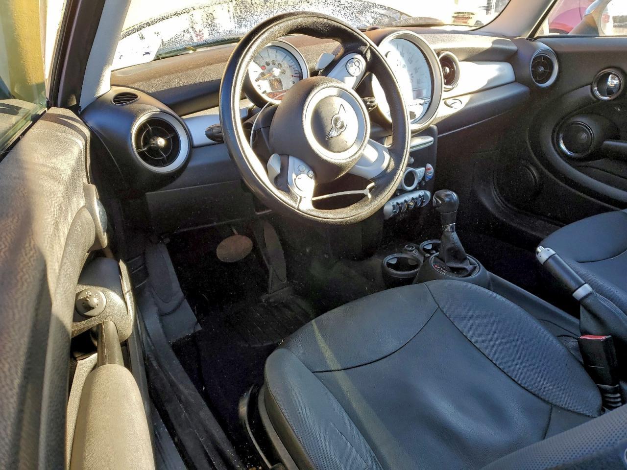 2009 MINI COOPER