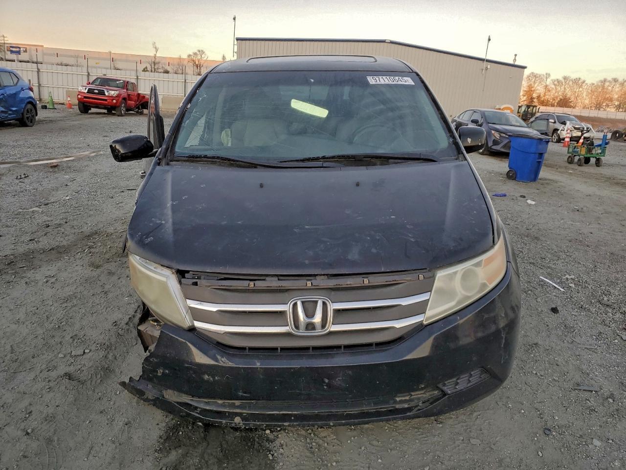 2011 HONDA ODYSSEY