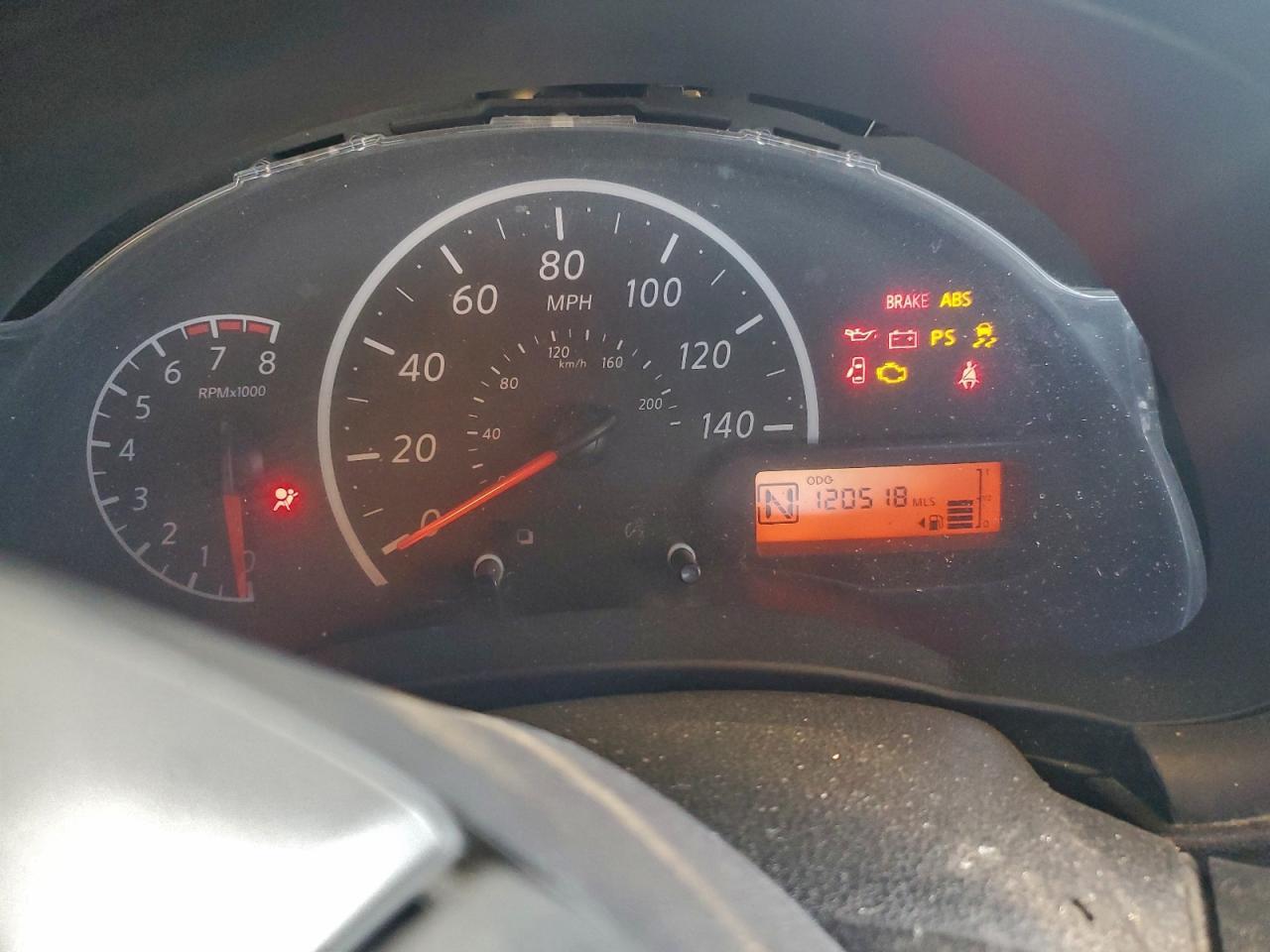 2015 NISSAN VERSA