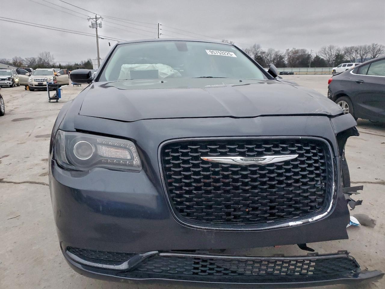 2019 CHRYSLER 300