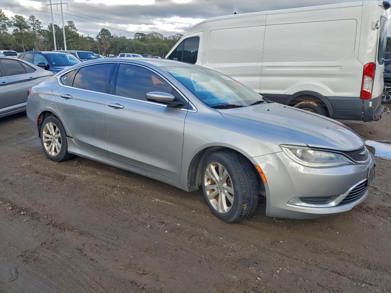 2015 CHRYSLER 200