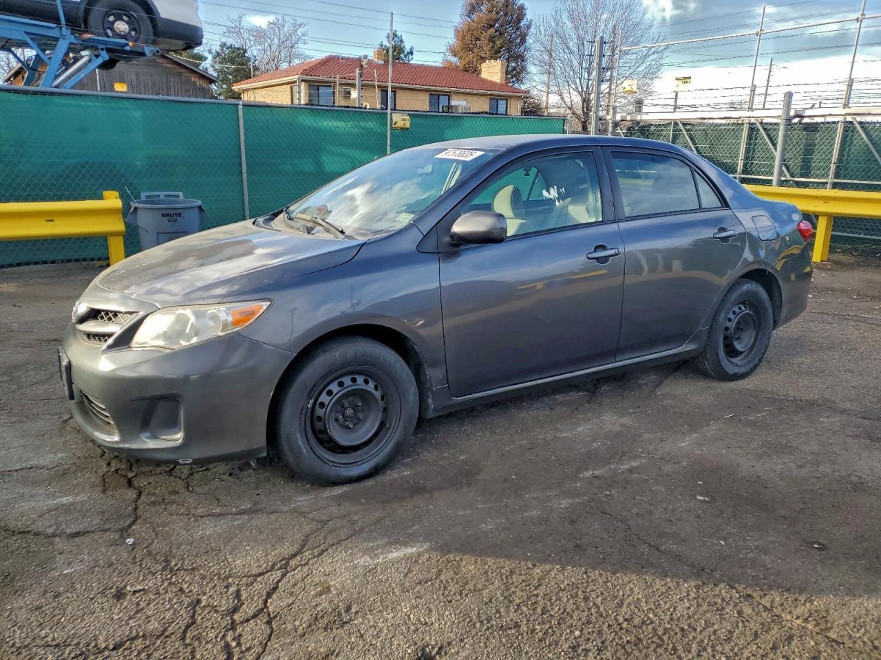 2011 TOYOTA COROLLA