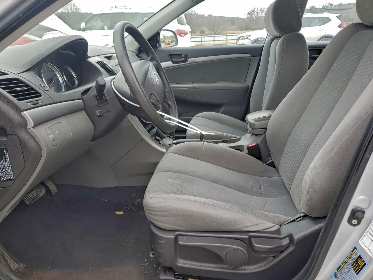 2010 HYUNDAI SONATA