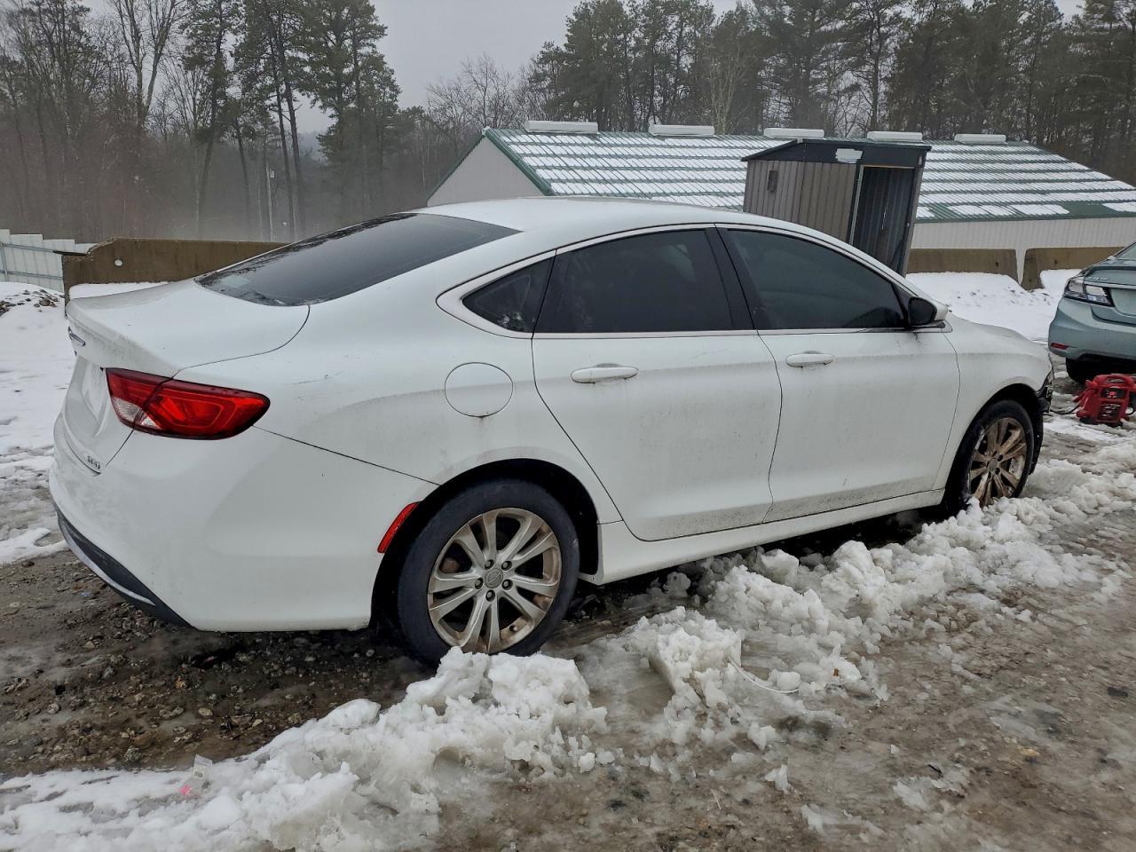2015 CHRYSLER 200