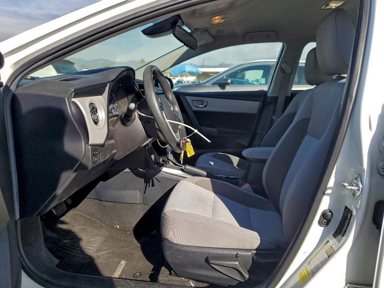 2018 TOYOTA COROLLA