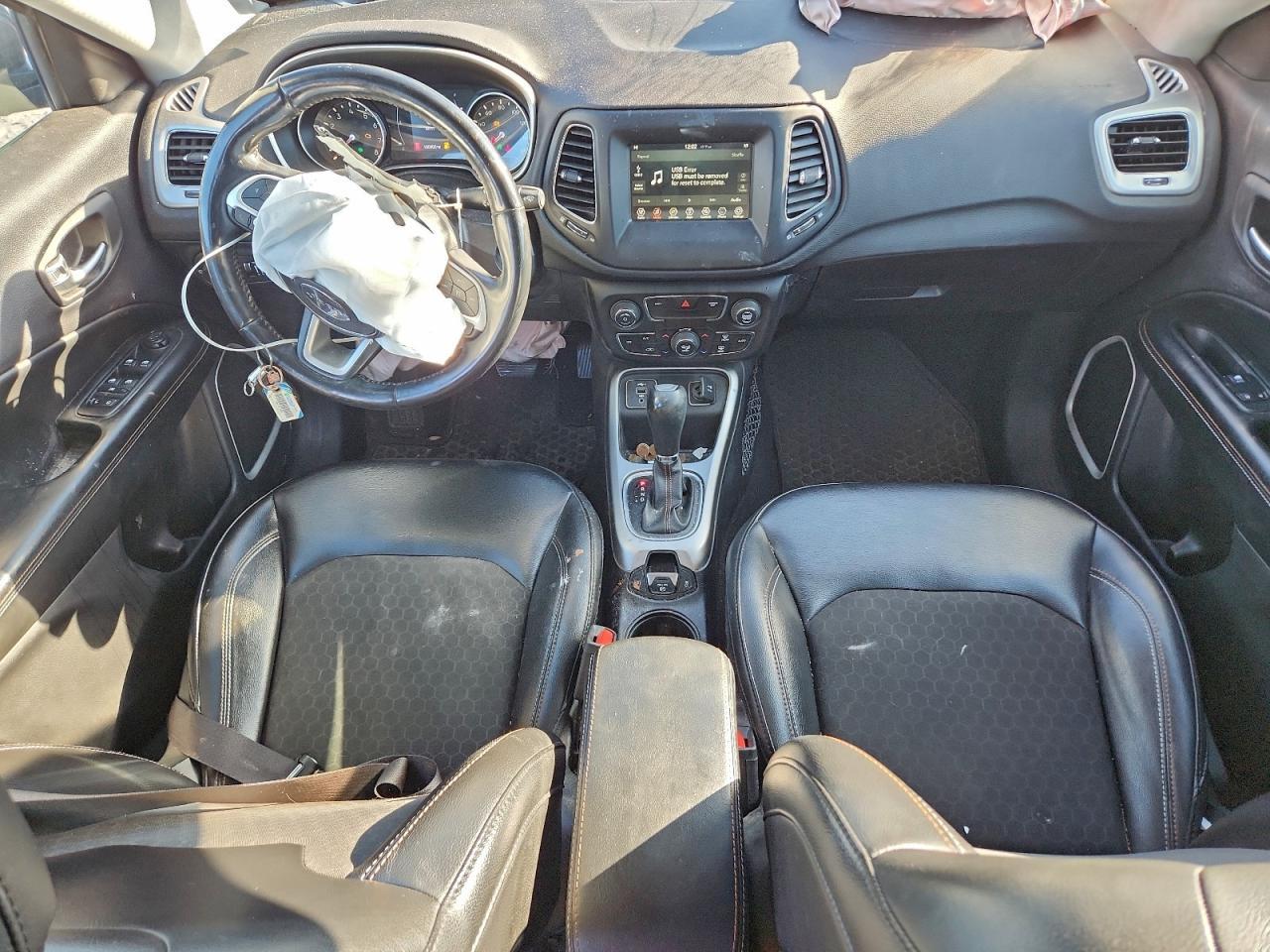 2020 JEEP Compass