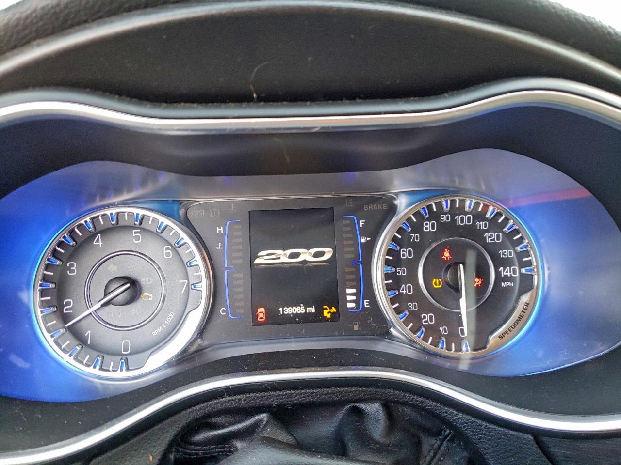 2015 CHRYSLER 200