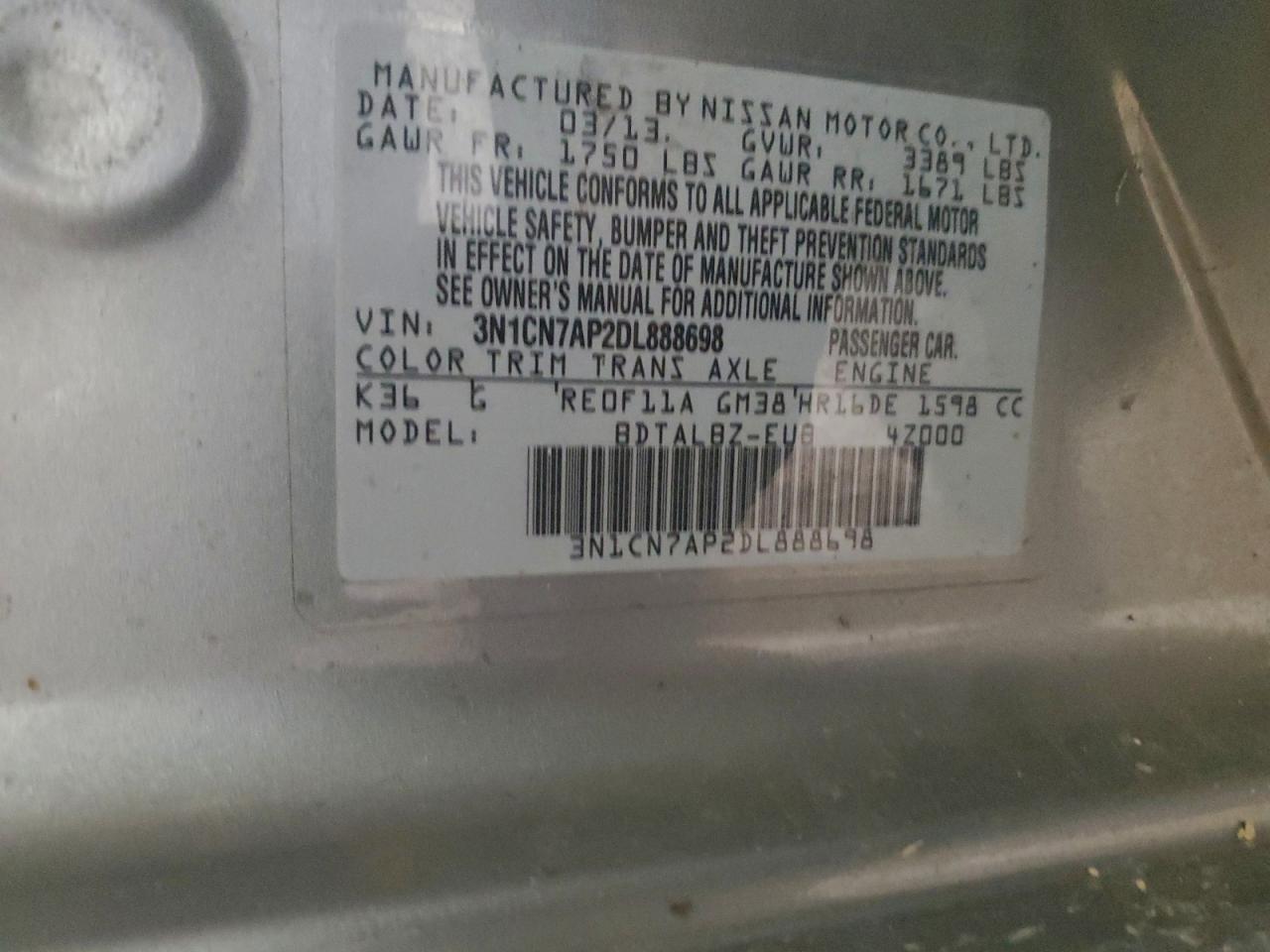 2013 NISSAN VERSA