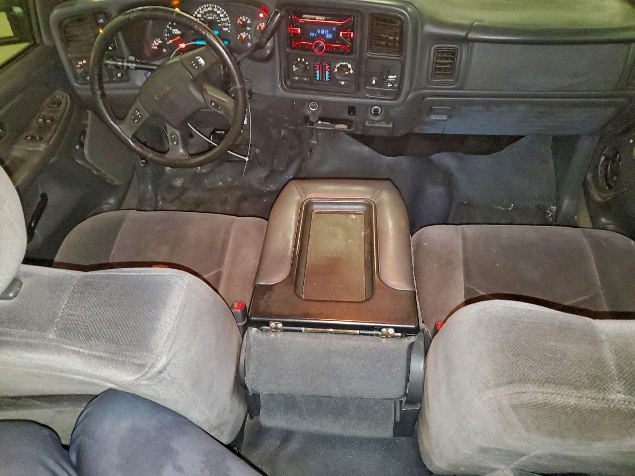 2004 GMC Sierra