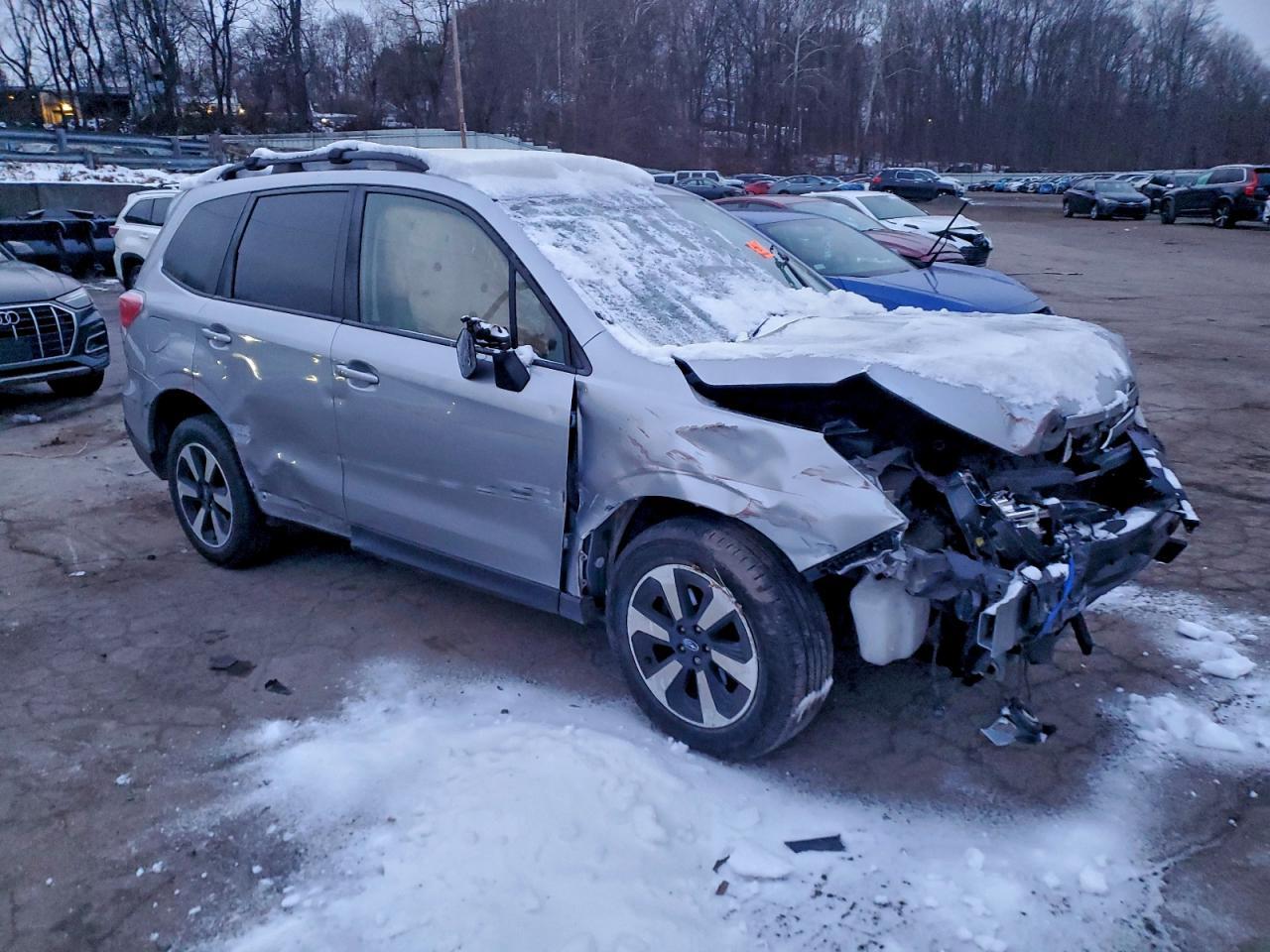 2018 SUBARU FORESTER