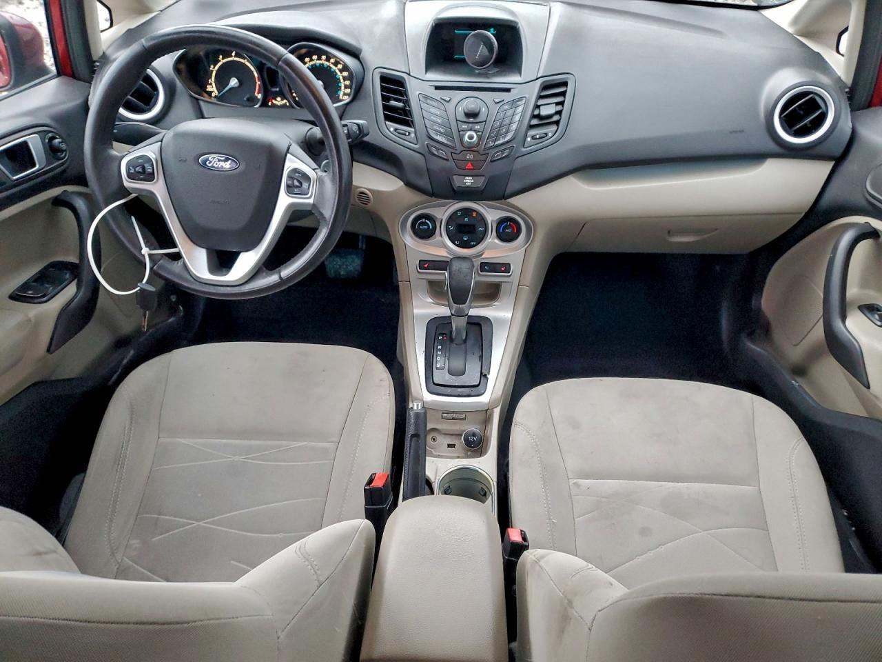 2014 FORD Fiesta