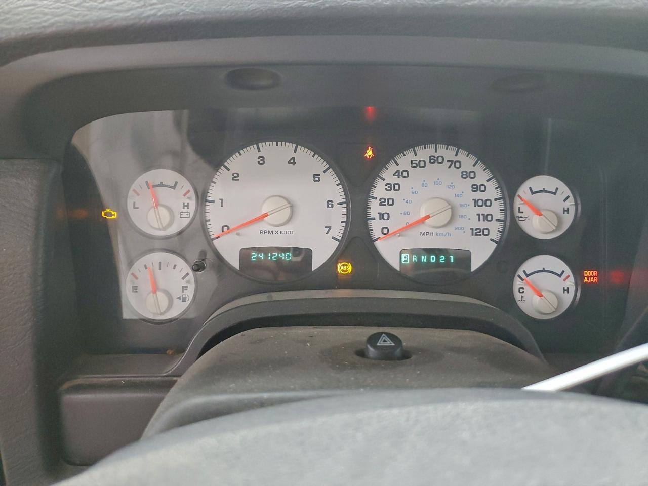 2005 DODGE RAM 1500