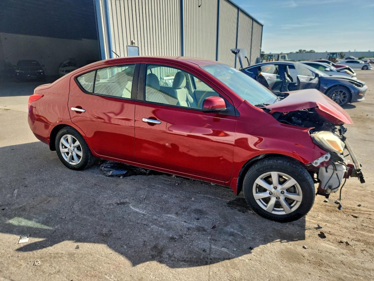 2012 NISSAN VERSA