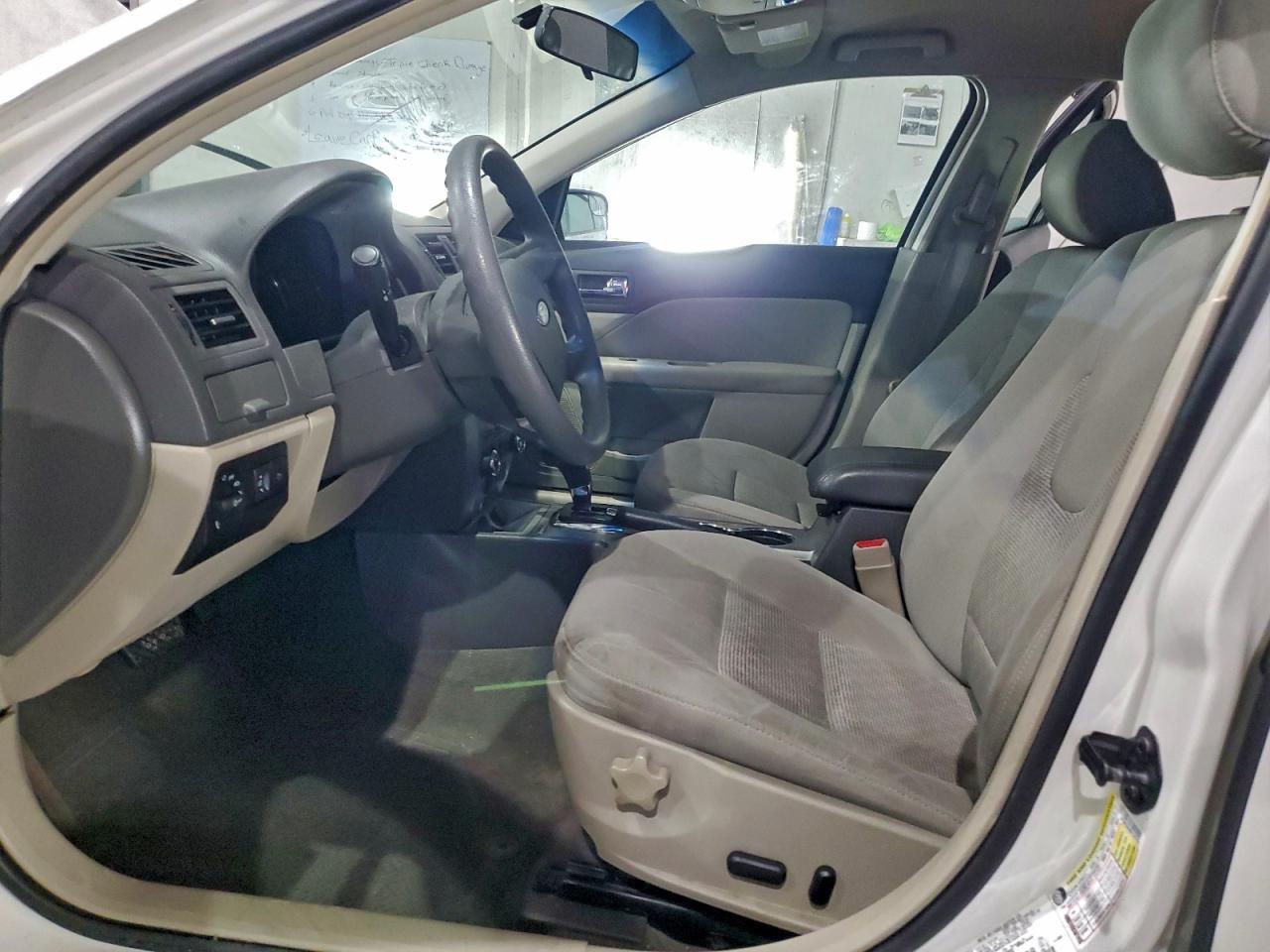 2011 FORD FUSION
