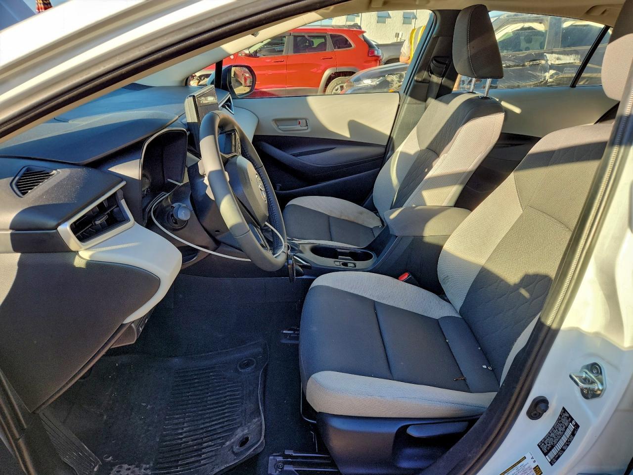 2024 TOYOTA COROLLA