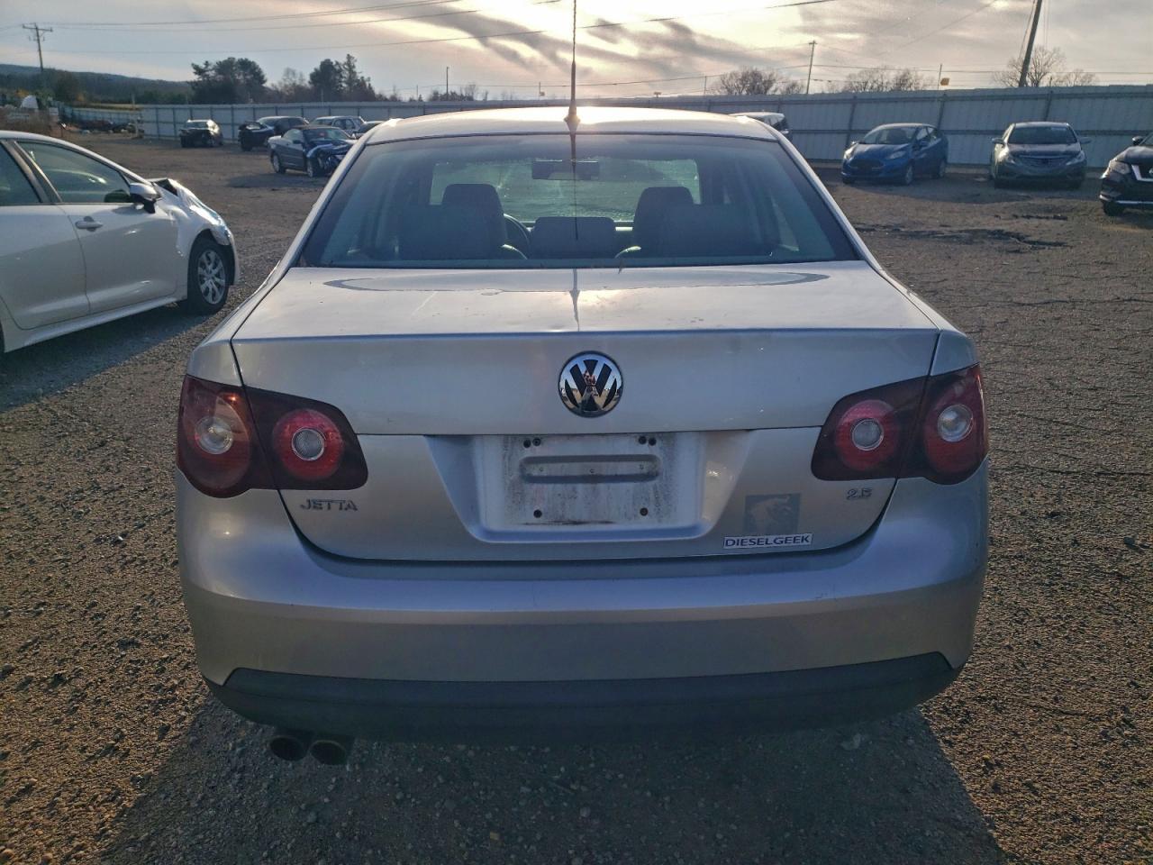 2009 VOLKSWAGEN JETTA
