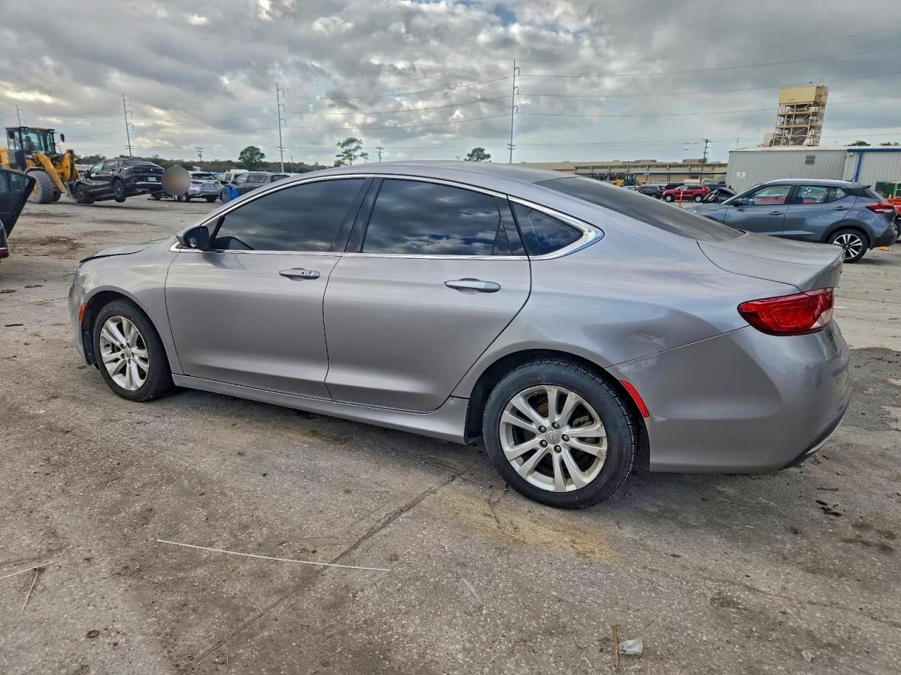 2015 CHRYSLER 200