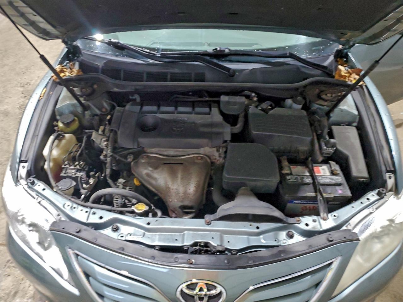 2011 TOYOTA CAMRY