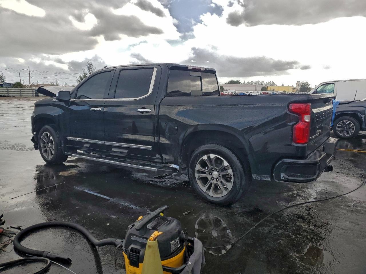 2023 CHEVROLET Silverado