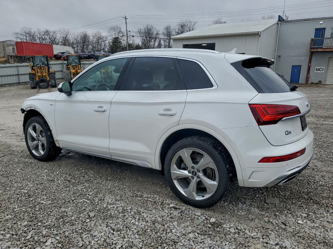2022 AUDI Q5