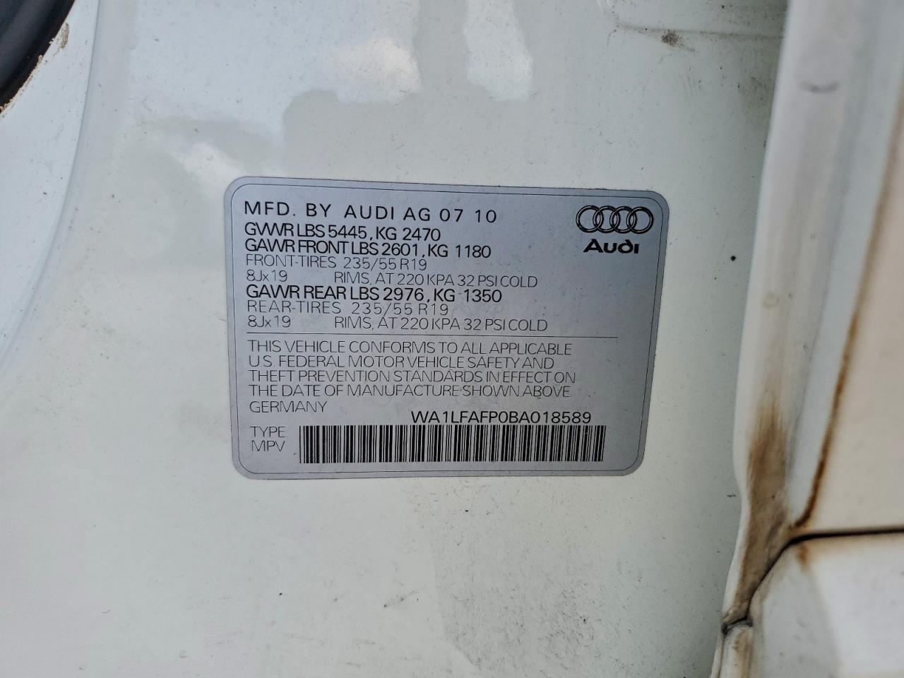 2011 AUDI Q5