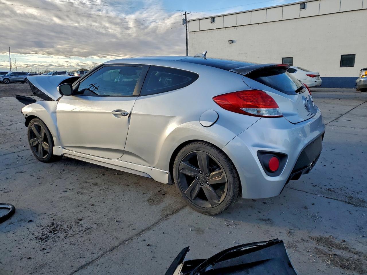 2013 HYUNDAI VELOSTER