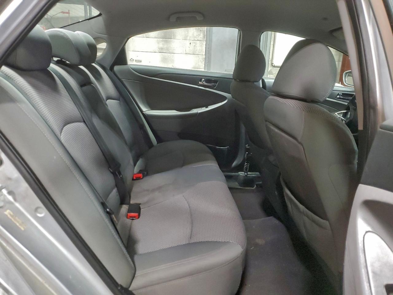 2011 HYUNDAI SONATA